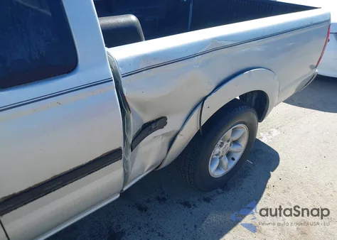 2002 Nissan Frontier Xe из США, поврежденный, VIN 1N6DD26S62C301073